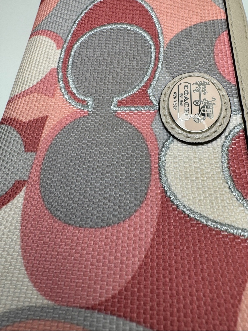 Coach Op Art Pink Gray Woven Fabric Y2K Wallet - Picture 10 of 16
